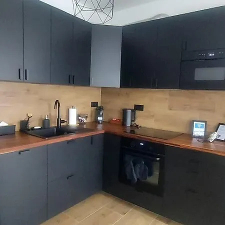 Czarny Dab 쿠도바-즈루이