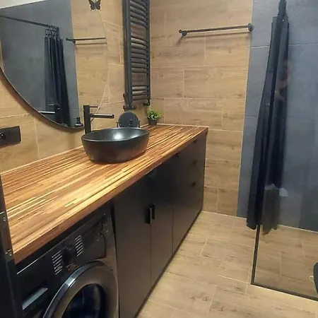 아파트 Czarny Dab *